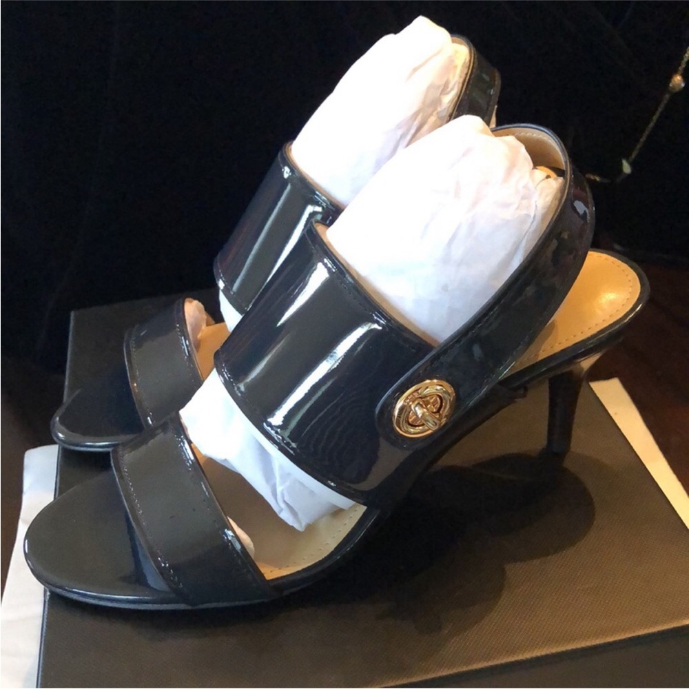 Coach Marla patent leather brown tapered heel back gold tone lock strap + box - Picture 9 of 13